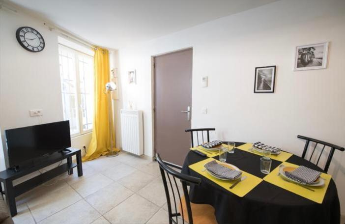 Le Bon'Appart Proche Insead Фонтенбло Экстерьер фото