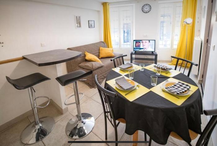 Le Bon'Appart Proche Insead Фонтенбло Экстерьер фото